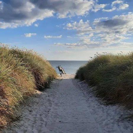 Cozy Townhouse Near - By Traum 펜션 *